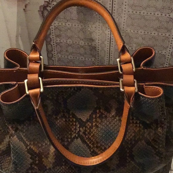 Dooney & Bourke Snake Skin Bag - Picture 4 of 16